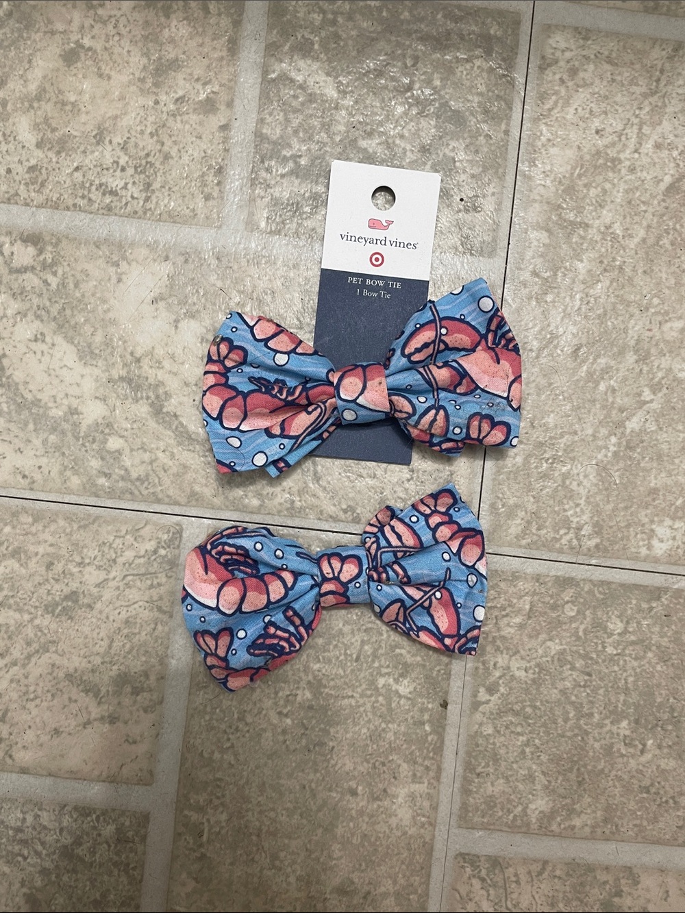 Vineyard Vines Blue & Pink Lobster dog Bow Ties